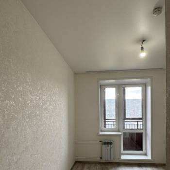 Продается 1-комнатная квартира, 42,4 м²