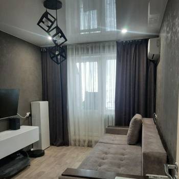 Продается 1-комнатная квартира, 32 м²