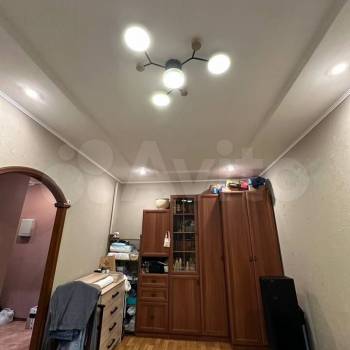 Продается 1-комнатная квартира, 32 м²