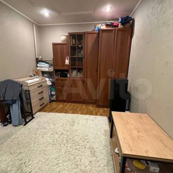 Продается 1-комнатная квартира, 32 м²