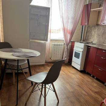 Продается 1-комнатная квартира, 41,8 м²