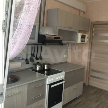 Сдается 1-комнатная квартира, 60 м²