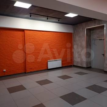 Сдается Нежилое помещение, 246 м²