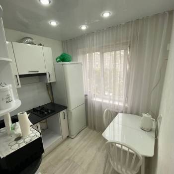 Продается 1-комнатная квартира, 30,7 м²