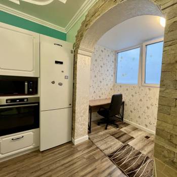 Сдается 1-комнатная квартира, 46 м²