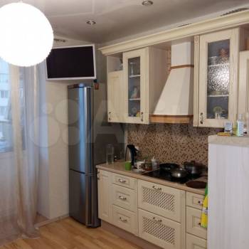 Продается 1-комнатная квартира, 48 м²