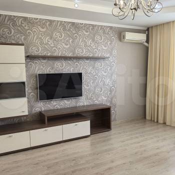 Сдается Многокомнатная квартира, 98 м²