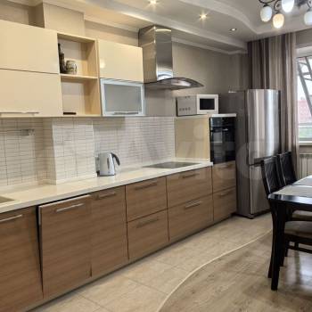 Сдается Многокомнатная квартира, 98 м²