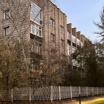 Продается Многокомнатная квартира, 100 м²