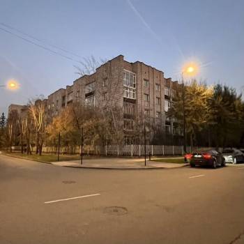 Продается Многокомнатная квартира, 100 м²