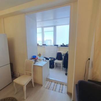 Продается 1-комнатная квартира, 36 м²