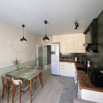 Продается 2-х комнатная квартира, 67,5 м²