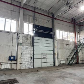 Сдается Нежилое помещение, 590,3 м²