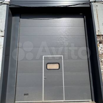 Сдается Нежилое помещение, 590,3 м²