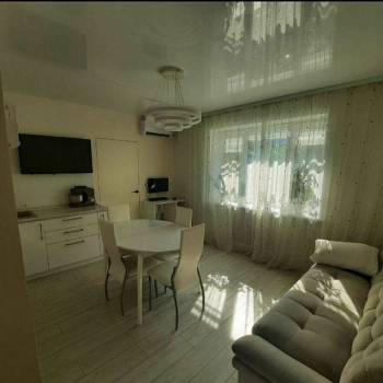 Продается 2-х комнатная квартира, 53 м²