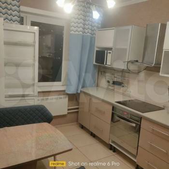 Продается Многокомнатная квартира, 82 м²