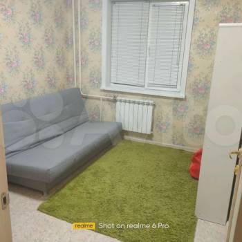 Продается Многокомнатная квартира, 82 м²