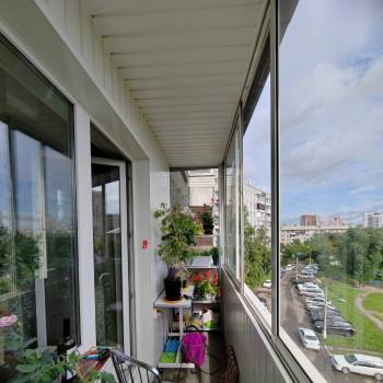 Продается Многокомнатная квартира, 79,6 м²