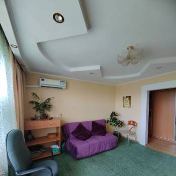 Продается Многокомнатная квартира, 79,6 м²