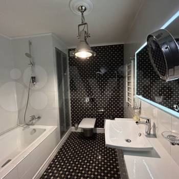 Сдается 2-х комнатная квартира, 70 м²