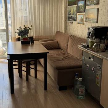 Продается 1-комнатная квартира, 52,2 м²