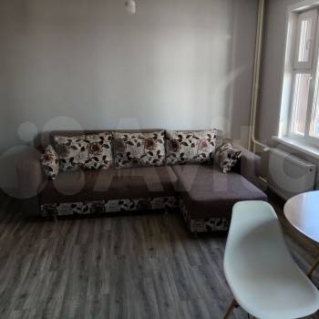 Сдается 1-комнатная квартира, 40 м²