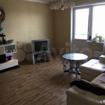 Продается Многокомнатная квартира, 105 м²