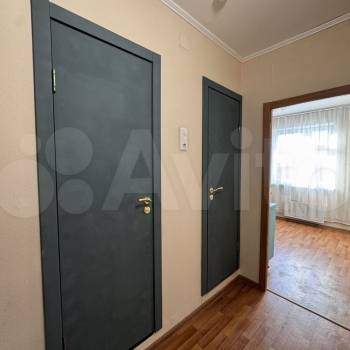 Продается 1-комнатная квартира, 42 м²