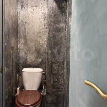 Продается 1-комнатная квартира, 42 м²