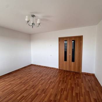 Продается 1-комнатная квартира, 42 м²