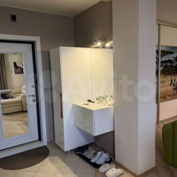 Продается 1-комнатная квартира, 48 м²