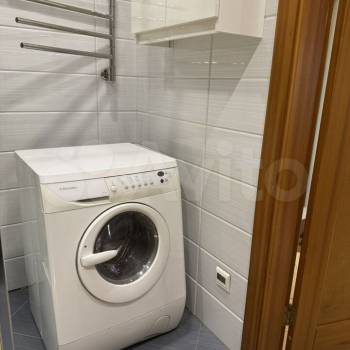 Продается 1-комнатная квартира, 48 м²