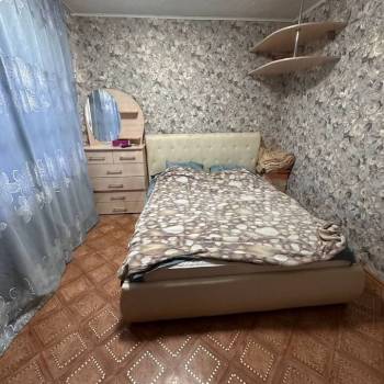 Продается Многокомнатная квартира, 61 м²