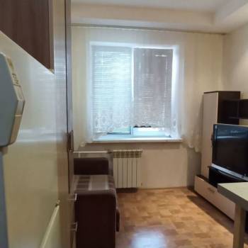 Продается Многокомнатная квартира, 14 м²