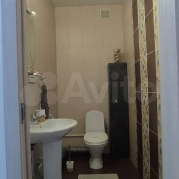 Сдается 2-х комнатная квартира, 102 м²