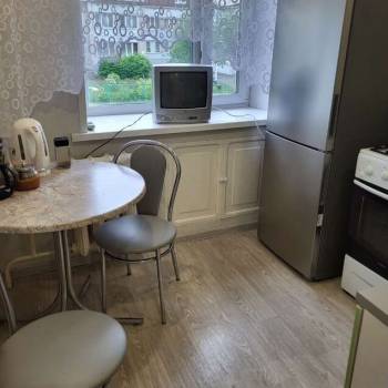 Продается 1-комнатная квартира, 33 м²