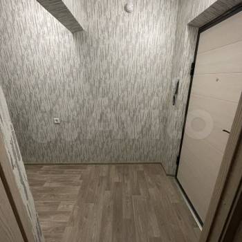 Продается Многокомнатная квартира, 81,9 м²