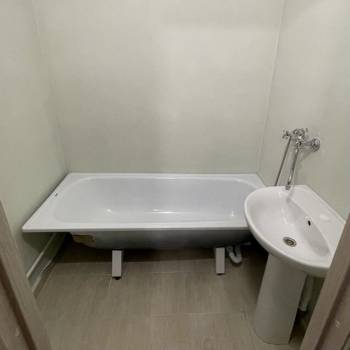 Продается Многокомнатная квартира, 81,9 м²