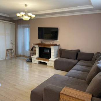 Продается 3-х комнатная квартира, 80 м²