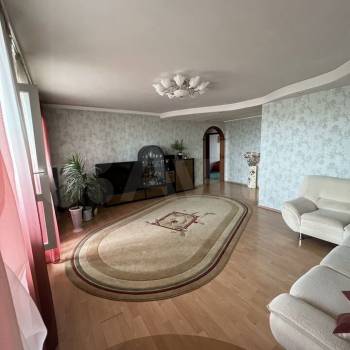 Продается Многокомнатная квартира, 128 м²