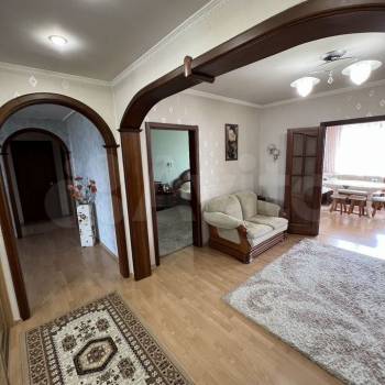 Продается Многокомнатная квартира, 128 м²