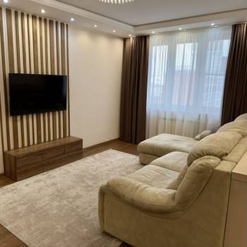 Продается Многокомнатная квартира, 143 м²