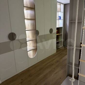 Продается Многокомнатная квартира, 143 м²