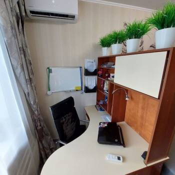 Продается 1-комнатная квартира, 32 м²