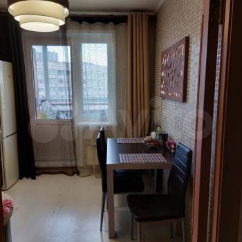 Продается 1-комнатная квартира, 32 м²