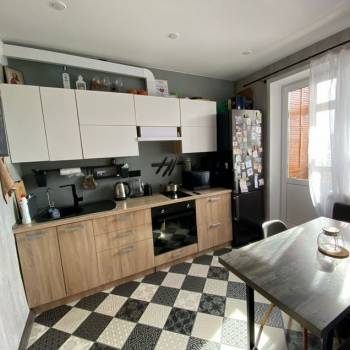 Продается 2-х комнатная квартира, 64,7 м²