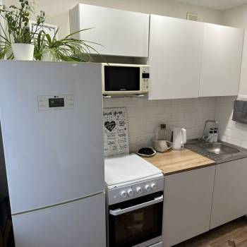 Продается 1-комнатная квартира, 32 м²