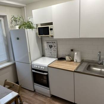 Продается 1-комнатная квартира, 32 м²