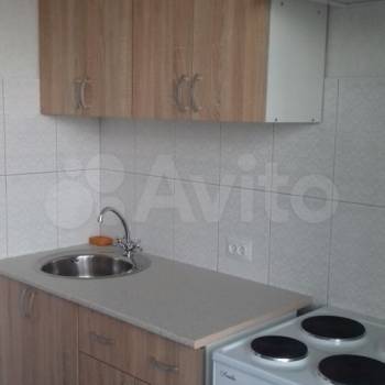 Сдается 1-комнатная квартира, 40 м²