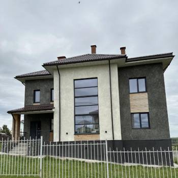 Продается Дом, 213 м²